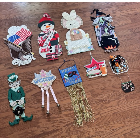 Other - (9)‎ Vintage 70s Holiday Wall Door Hanging Needlepoint Plastic Canvas Retro